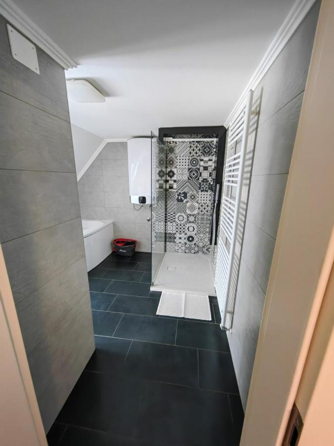Sana Apartment Постойна Екстериор снимка