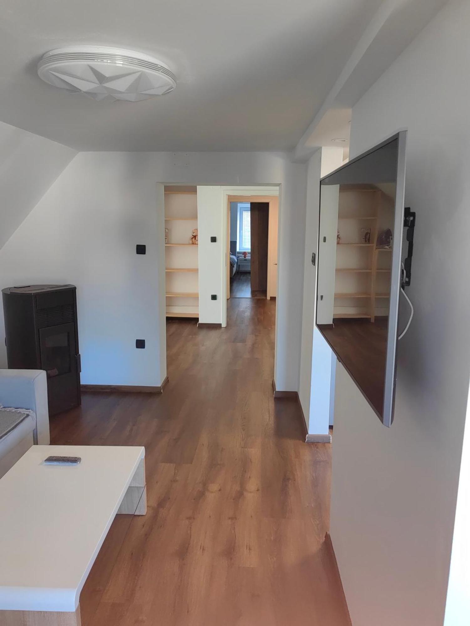 Sana Apartment Постойна Екстериор снимка