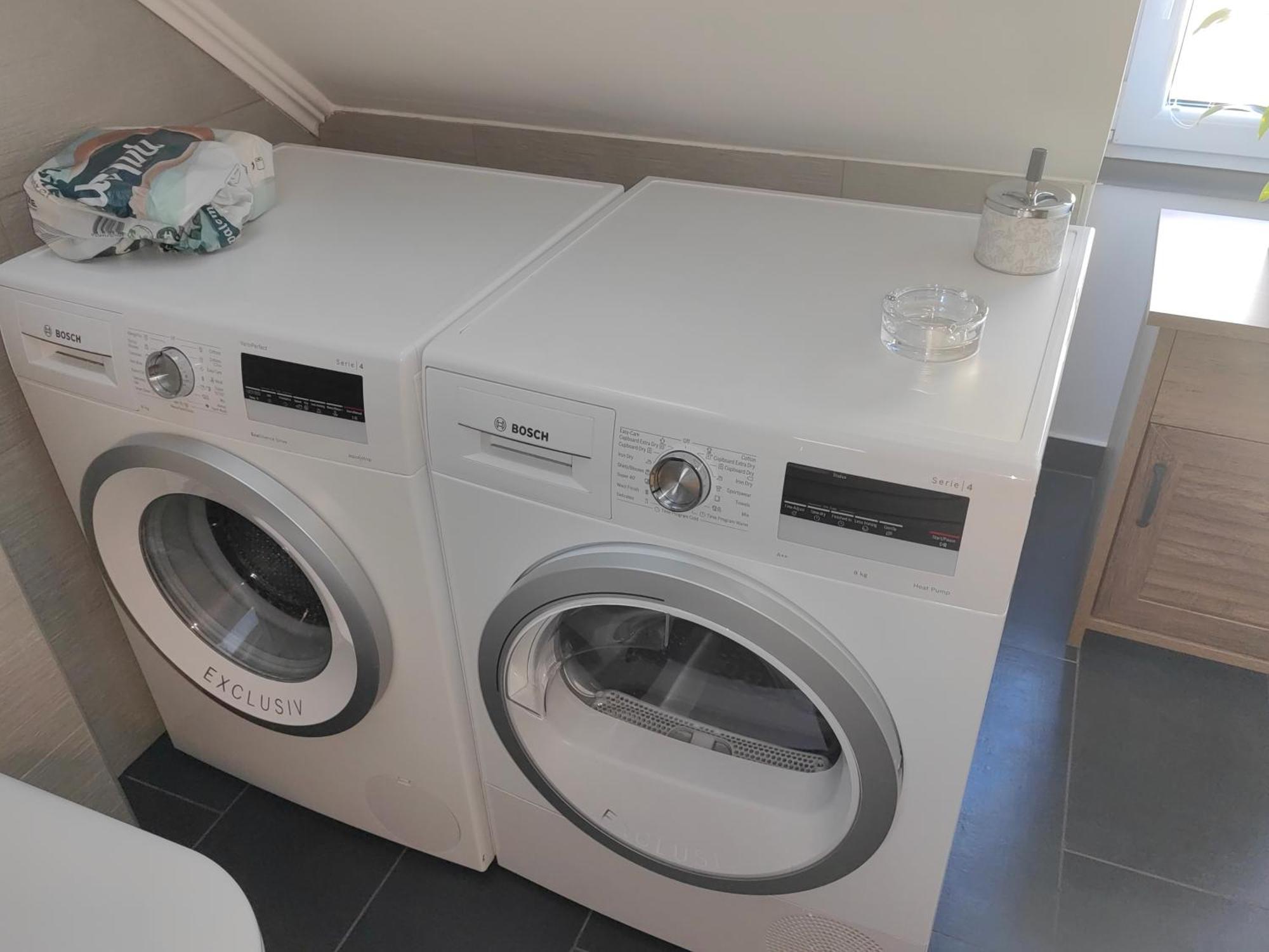 Sana Apartment Постойна Екстериор снимка