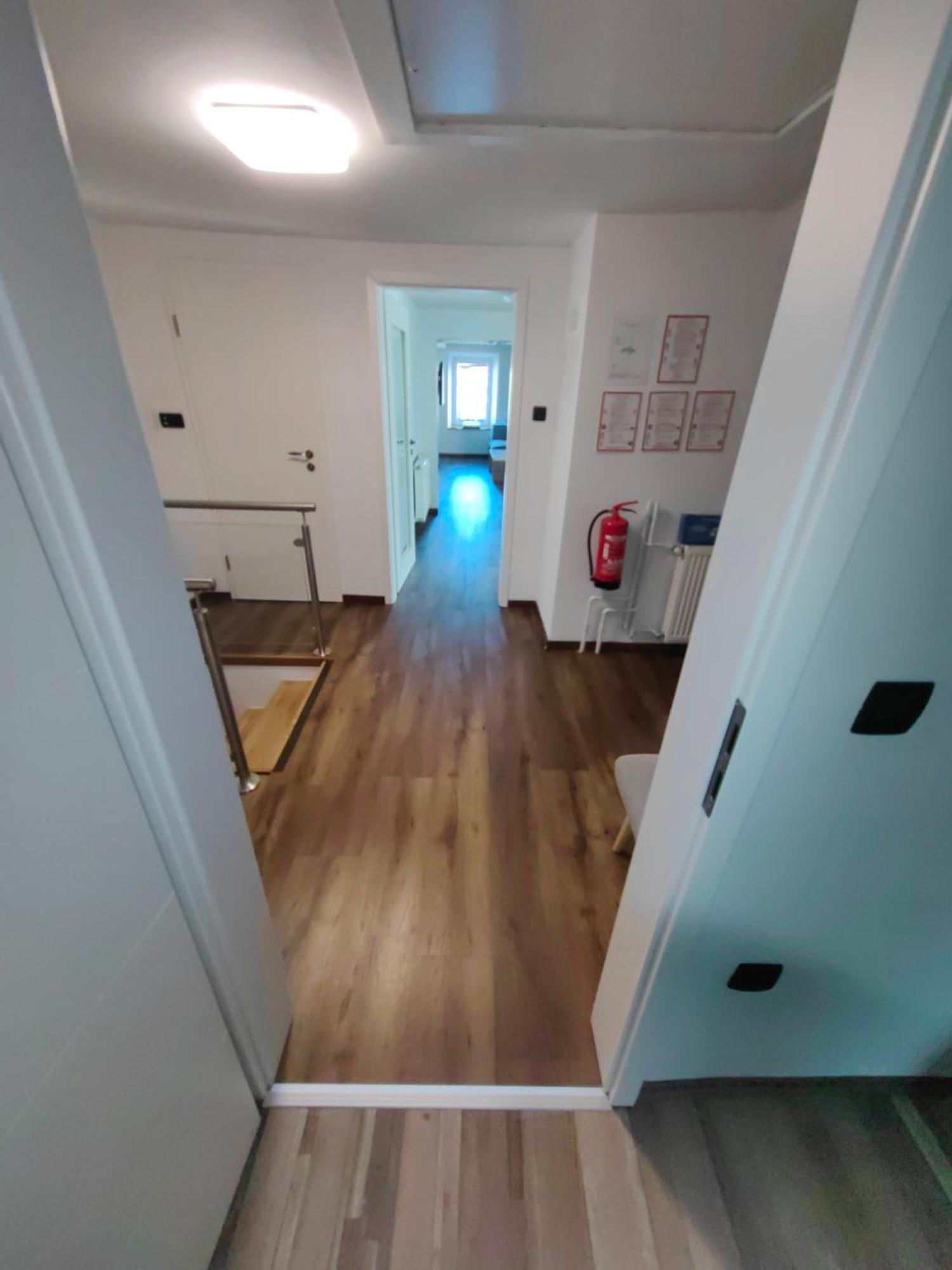 Sana Apartment Постойна Екстериор снимка